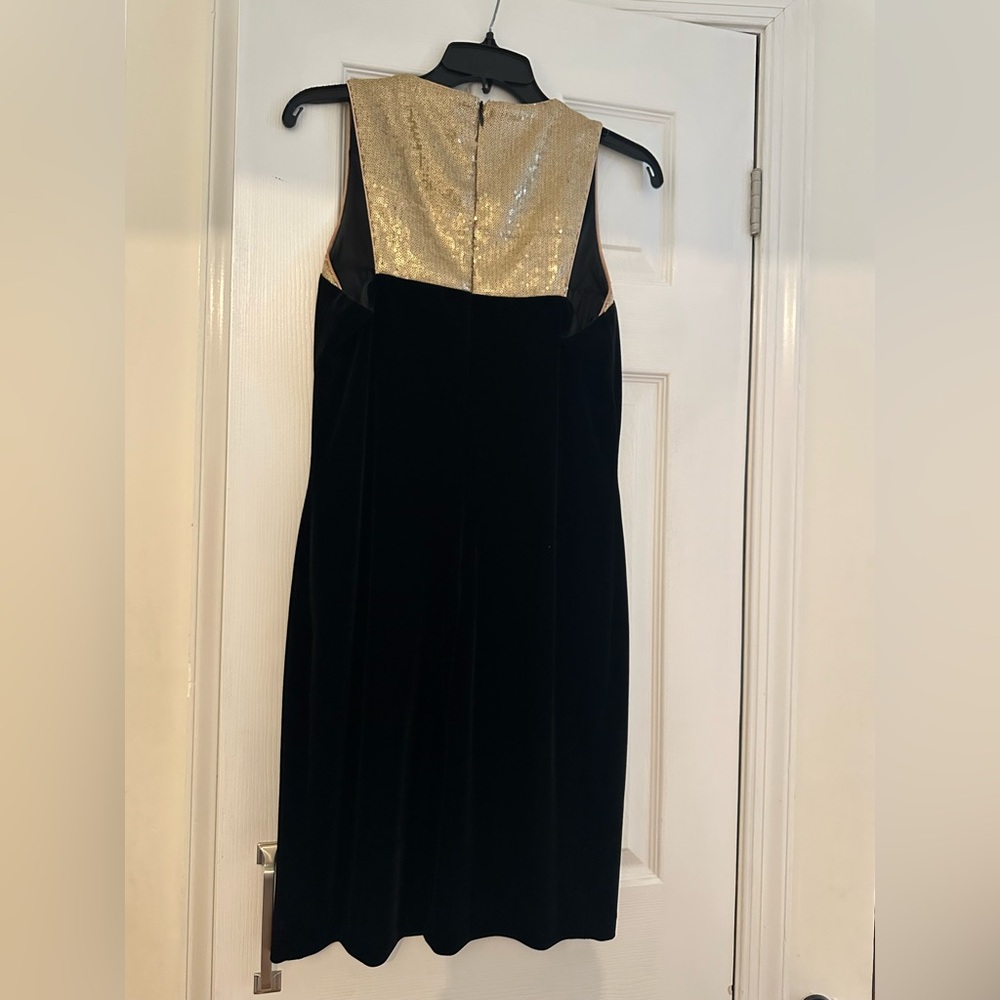 Gold sequin and black velvet dress - Picture 2 of 5